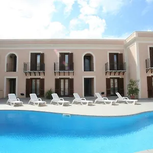 Moresco Hotel